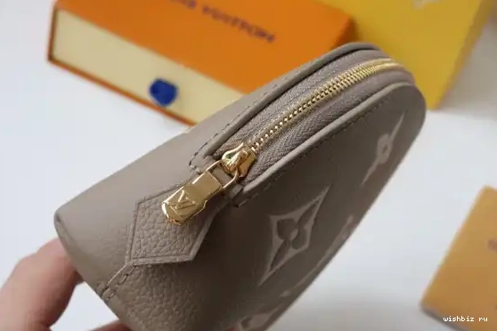WIS COSMETIC Vuitton Louis POUCH 0427